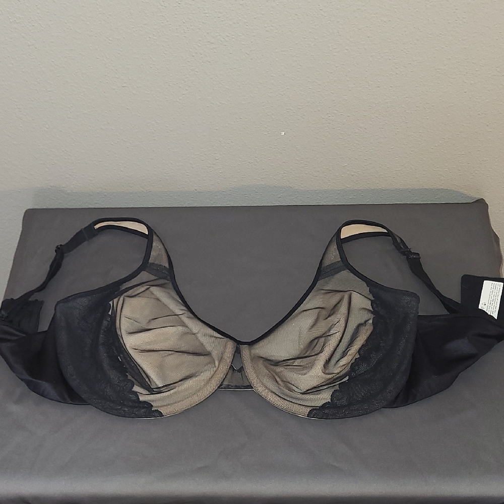 Black and Tan Full Coverage Bra with Underwire Support